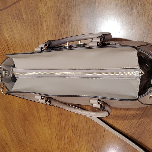 NWOT Coach large croc embossed Blake Carryall bag Taupe - Picture 10 of 14